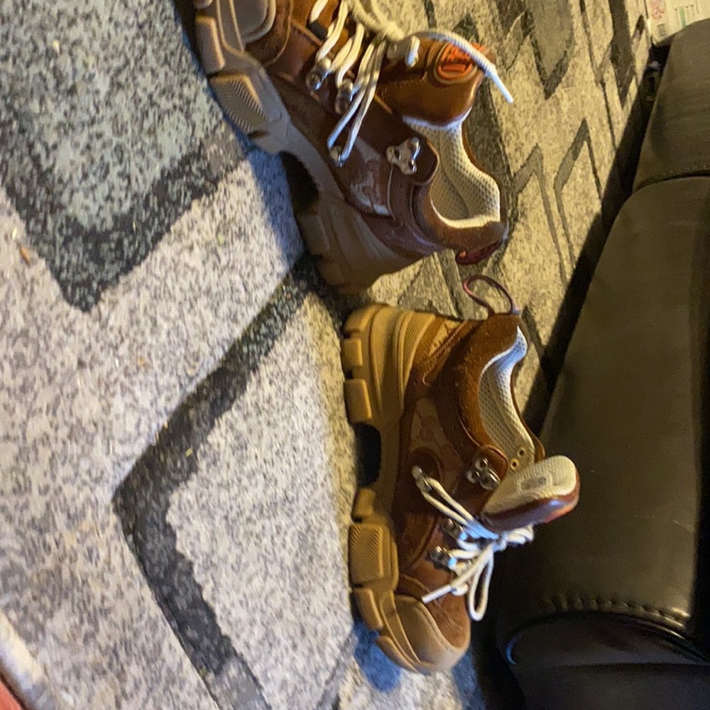 Toddler size 32 Gucci shoes - Picture 2 of 4